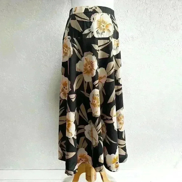 JH Collectibles tropical ankle length skirt - Picture 3 of 10
